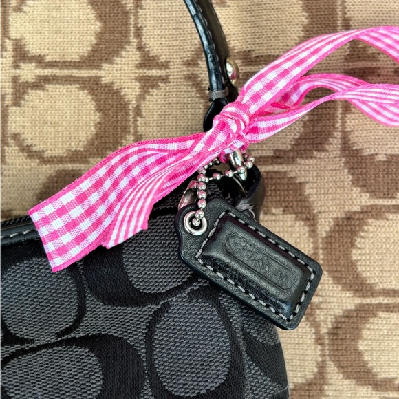 Coach Handbag - Picture 4 of 10